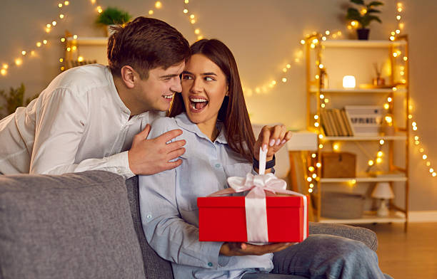 Affordable Gifts for Girlfriend – 25 Budget-Friendly Yet Romantic Gift Ideas