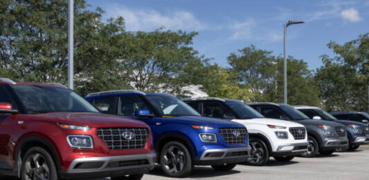 Tata Nexon vs Hyundai Venue: Detailed Comparison Guide